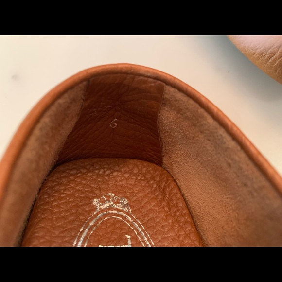 Tods tan driving shoe size 6 - Picture 5 of 8